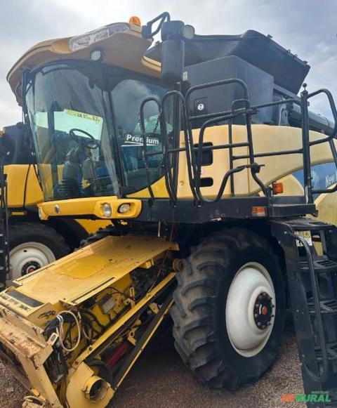 Colheitadeira New Holland CR 9060 ano 2012 Imagem Colheitadeira New Holland CR 9060 ano 2012