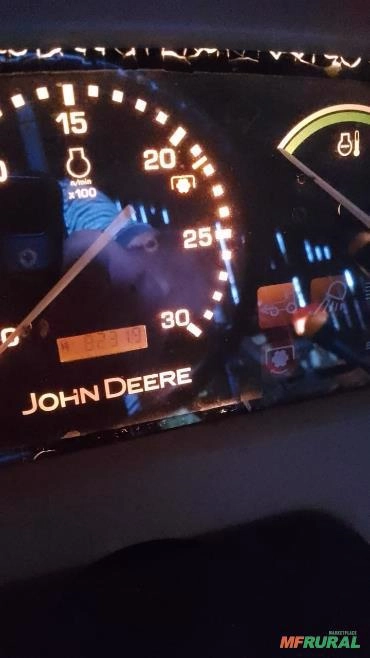 Imagem Trator John Deere 6415 ano 2009 Imagem Trator John Deere 6415 ano 2009