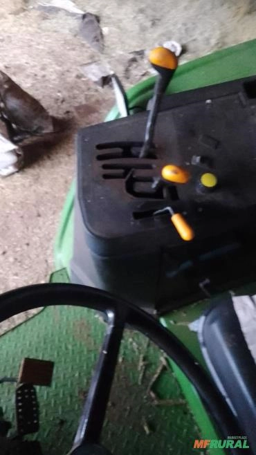 Imagem Trator John Deere 6415 ano 2009 Imagem Trator John Deere 6415 ano 2009