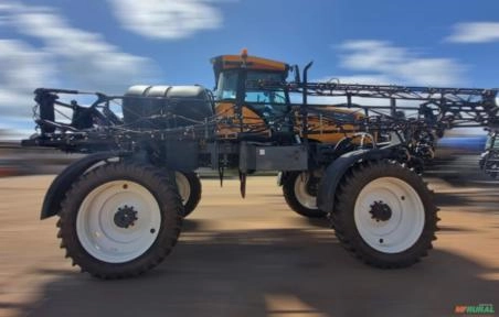 Pulverizador autoprpelido Valtra BS3020H Ano 2013 Imagem Pulverizador autoprpelido Valtra BS3020H Ano 2013