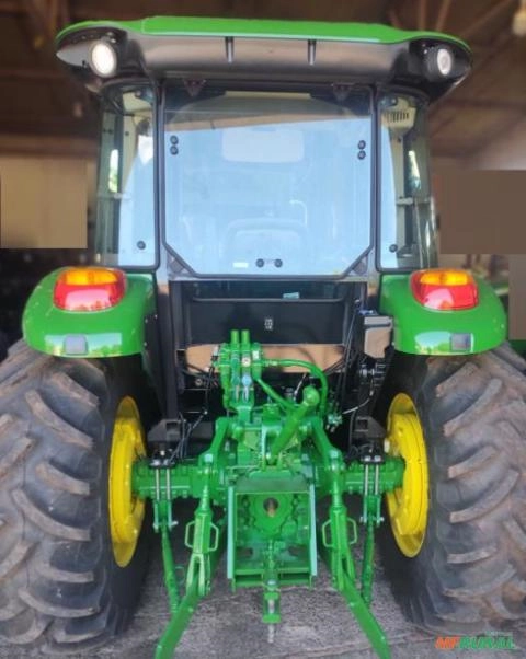 Imagem Trator John Deere 5080 E ano 2023 Imagem Trator John Deere 5080 E ano 2023