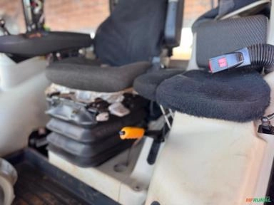 Imagem Trator Massey Ferguson 7725 Dyna 6 ano 2023 Imagem Trator Massey Ferguson 7725 Dyna 6 ano 2023