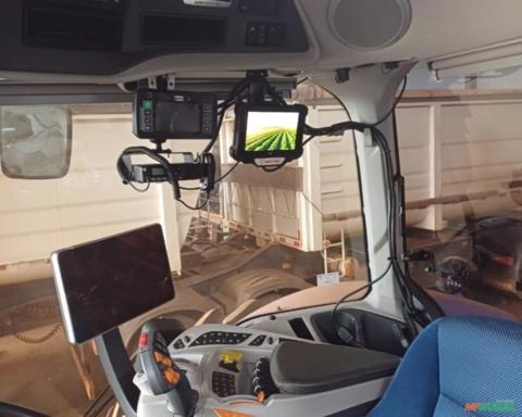 Imagem Trator New Holland T8.440 ano 2023 Imagem Trator New Holland T8.440 ano 2023