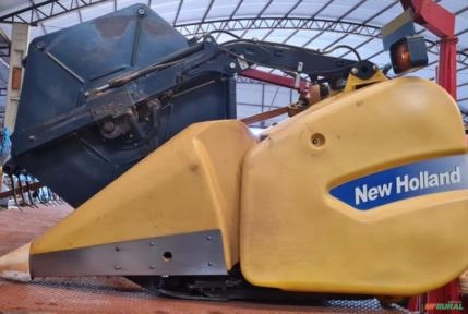 Imagem Colheitadeira New Holland TC 5090 ano 2009 Imagem Colheitadeira New Holland TC 5090 ano 2009