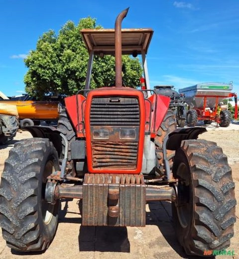 Imagem Trator Massey Ferguson 650 ano 2004 Imagem Trator Massey Ferguson 650 ano 2004