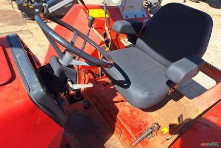 Imagem Trator Massey Ferguson 650 ano 2004 Imagem Trator Massey Ferguson 650 ano 2004