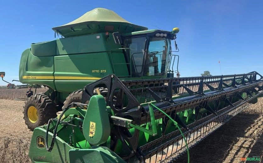 Colheitadeira John Deere STS 9770 ano 2013 Imagem Colheitadeira John Deere STS 9770 ano 2013