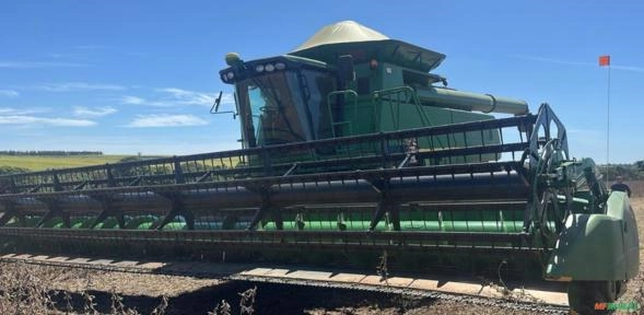 Imagem Colheitadeira John Deere STS 9770 ano 2013 Imagem Colheitadeira John Deere STS 9770 ano 2013