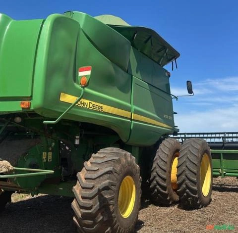Imagem Colheitadeira John Deere STS 9770 ano 2013 Imagem Colheitadeira John Deere STS 9770 ano 2013