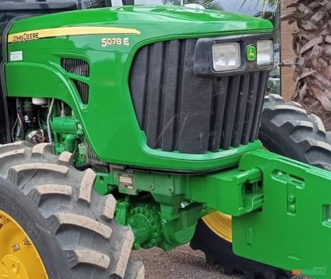 Imagem Trator John Deere 5078 E ano 2015 Imagem Trator John Deere 5078 E ano 2015