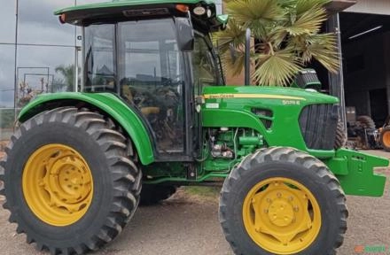 Imagem Trator John Deere 5078 E ano 2015 Imagem Trator John Deere 5078 E ano 2015