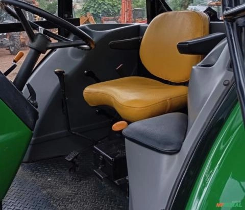 Imagem Trator John Deere 5078 E ano 2015 Imagem Trator John Deere 5078 E ano 2015