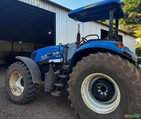 Imagem Trator New Holland T6.130 ano 2015 Imagem Trator New Holland T6.130 ano 2015