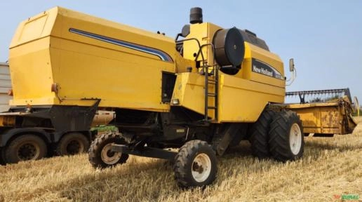 Imagem Colheitadeira New Holland TC 57 ano 2008 Imagem Colheitadeira New Holland TC 57 ano 2008