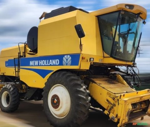 Colheitadeira New Holland TC 5090 ano 2017 Imagem Colheitadeira New Holland TC 5090 ano 2017