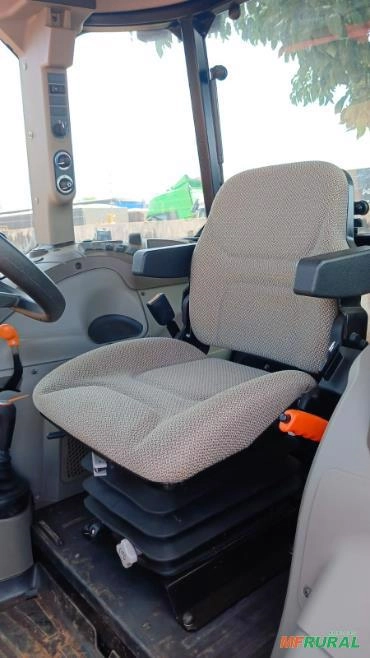 Imagem Trator Case Farmall 110 A ano 2023 Imagem Trator Case Farmall 110 A ano 2023