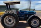 Trator New Holland 7630 ano 1994 Imagem Trator New Holland 7630 ano 1994