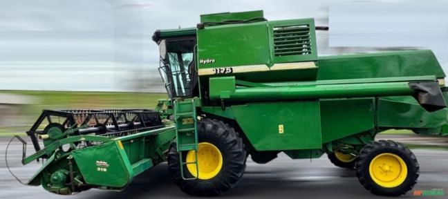 Imagem Colheitadeira John Deere 1175 ano 2000 Imagem Colheitadeira John Deere 1175 ano 2000