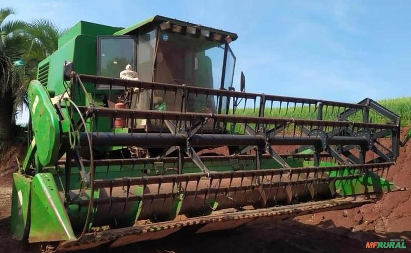 Colheitadeira John Deere 1175 Ano 1999 Imagem Colheitadeira John Deere 1175 Ano 1999