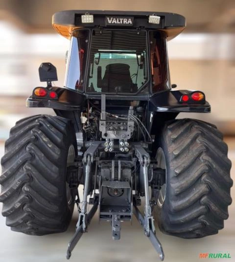 Imagem Trator Valtra BT210 Ano 2013 Imagem Trator Valtra BT210 Ano 2013