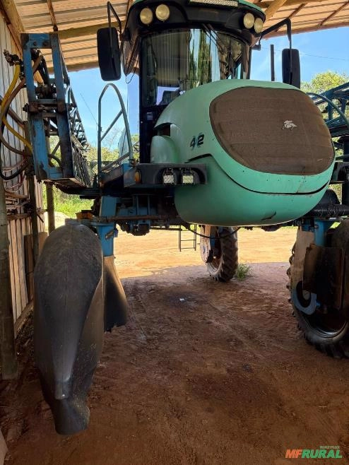 Pulverizador Autopropelido Montana Parruda MA 2627 Ano 2010 Imagem Pulverizador Autopropelido Montana Parruda MA 2627 Ano 2010