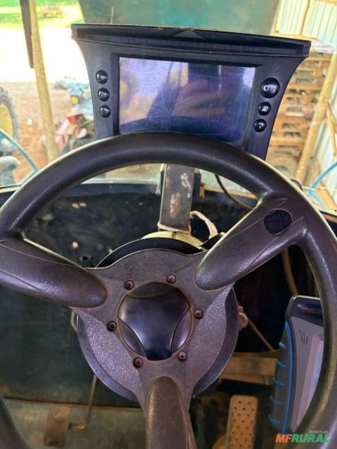 Imagem Pulverizador Autopropelido Montana Parruda MA 2627 Ano 2010 Imagem Pulverizador Autopropelido Montana Parruda MA 2627 Ano 2010