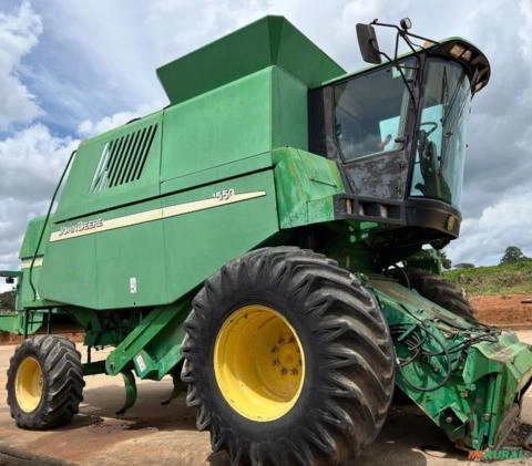 Colheitadeira John Deere 1550 ano 2004 Imagem Colheitadeira John Deere 1550 ano 2004
