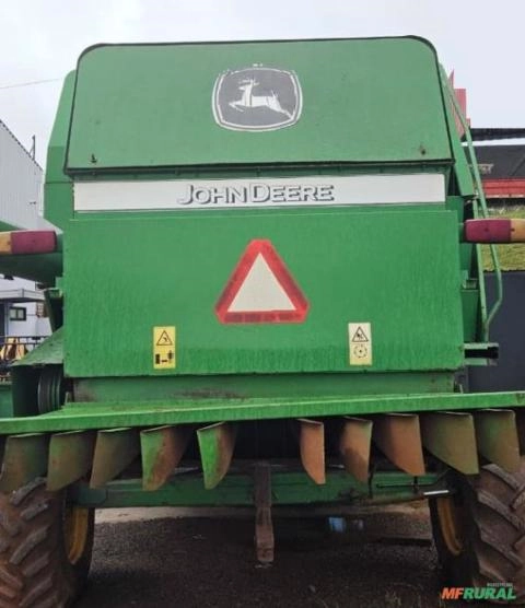 Imagem Colheitadeira John Deere 1550 Ano 2002 Imagem Colheitadeira John Deere 1550 Ano 2002