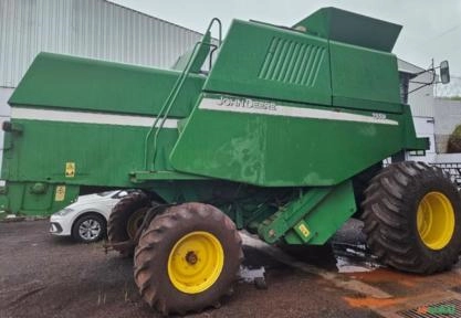 Imagem Colheitadeira John Deere 1550 Ano 2002 Imagem Colheitadeira John Deere 1550 Ano 2002