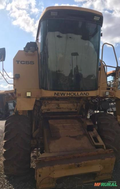 Colheitadeira New Holland TC 55 ano 1998 Imagem Colheitadeira New Holland TC 55 ano 1998