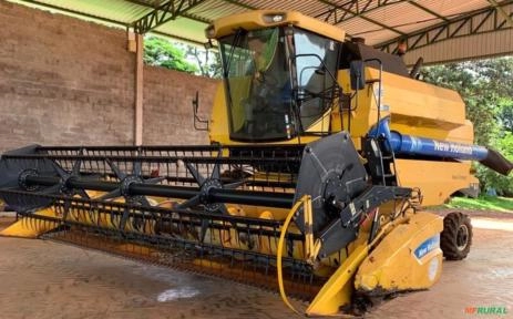 Colheitadeira New Holland TC 5070 ano 2009 Imagem Colheitadeira New Holland TC 5070 ano 2009