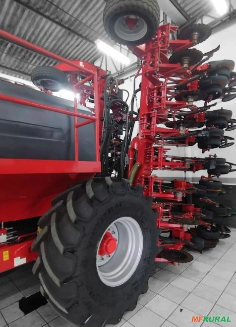 Imagem Plantadeira de verão Horsch Maestro Kompass 15-50 Ano 2023 Imagem Plantadeira de verão Horsch Maestro Kompass 15-50 Ano 2023