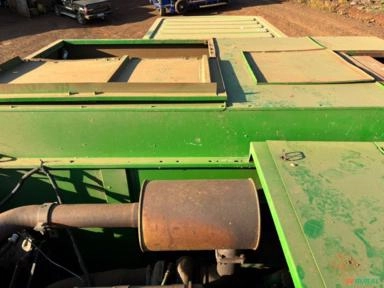 Imagem Colheitadeira John Deere 1175 Ano 2002 Imagem Colheitadeira John Deere 1175 Ano 2002