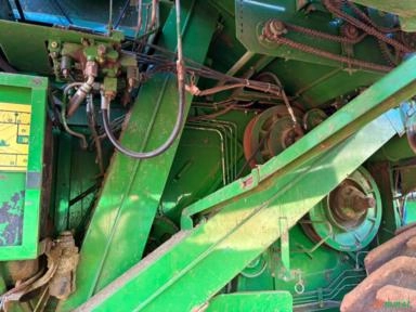 Imagem Colheitadeira John Deere 1175 Ano 2002 Imagem Colheitadeira John Deere 1175 Ano 2002