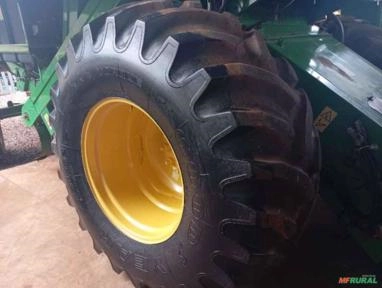 Imagem Colheitadeira John Deere 1550 Ano 2004 Imagem Colheitadeira John Deere 1550 Ano 2004