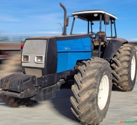 Imagem Trator Valtra BH180 ano 2002 Imagem Trator Valtra BH180 ano 2002