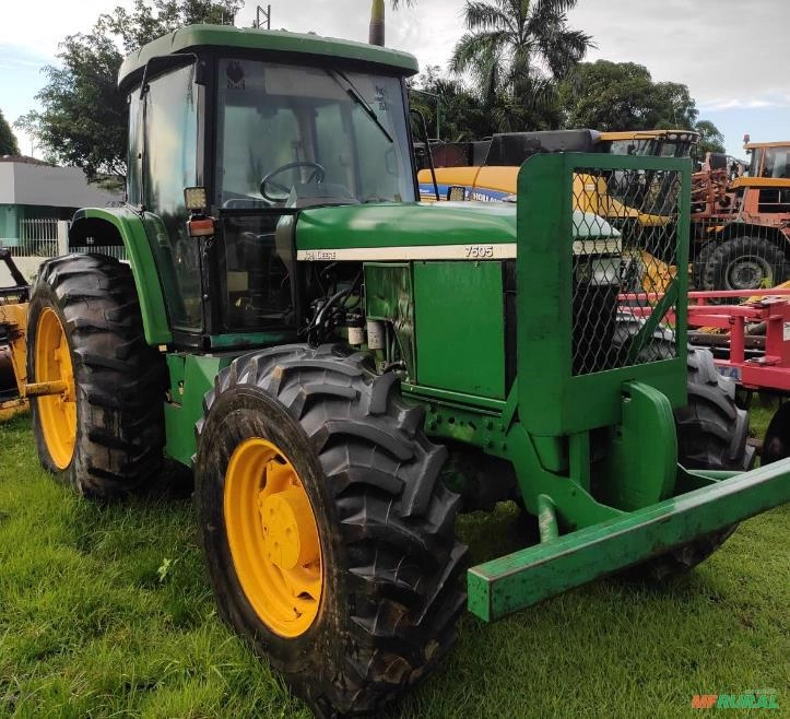 Trator John Deere 7505 ano 2005 Imagem Trator John Deere 7505 ano 2005