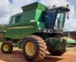 Colheitadeira John Deere 1550 ano 2001 Imagem Colheitadeira John Deere 1550 ano 2001
