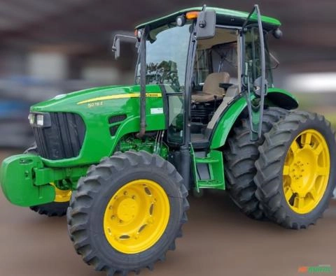 Trator John Deere 5078E ano 2014 Imagem Trator John Deere 5078E ano 2014