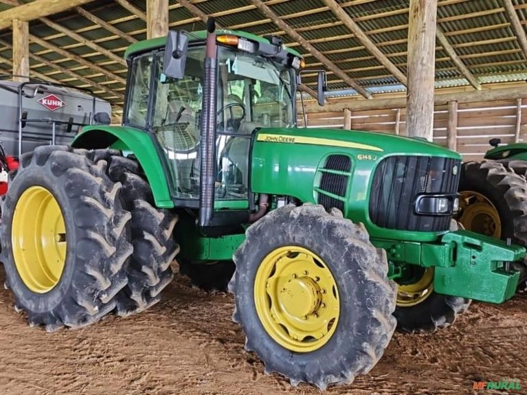 Trator John Deere 6145J Ano 2011 Imagem Trator John Deere 6145J Ano 2011