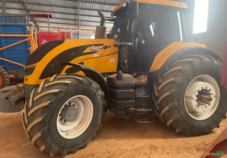 Trator Valtra T210CVT Ano 2018 Imagem Trator Valtra T210CVT Ano 2018