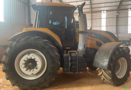 Imagem Trator Valtra T210CVT Ano 2018 Imagem Trator Valtra T210CVT Ano 2018