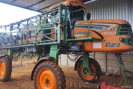 Pulverizador autopropelido Stara Gladiador 2700 ano 2011 Imagem Pulverizador autopropelido Stara Gladiador 2700 ano 2011
