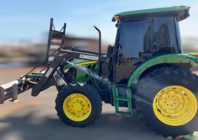 Imagem Trator Jonh Deere 5080E ano 2022 Imagem Trator Jonh Deere 5080E ano 2022