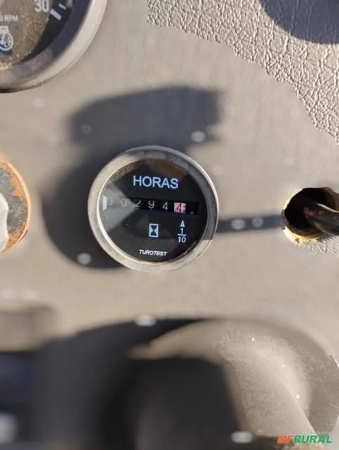 Imagem Trator Valtra BF75 Ano 2012 Imagem Trator Valtra BF75 Ano 2012