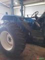 Trator New Holland TS100 ano 2004 Imagem Trator New Holland TS100 ano 2004