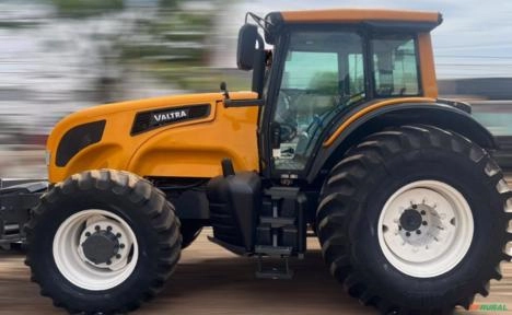 Trator Valtra BH210 Ano 2013 Imagem Trator Valtra BH210 Ano 2013