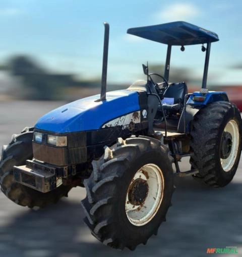 Trator New Holland TL75E Ano 2010 Imagem Trator New Holland TL75E Ano 2010
