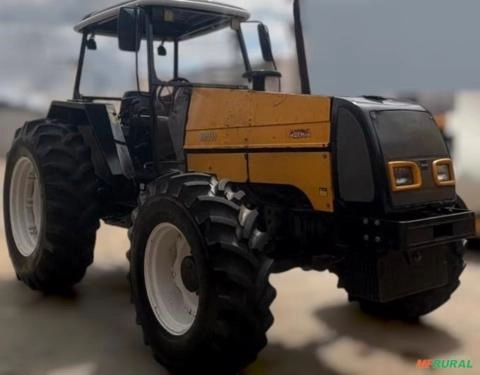 Trator Valtra BM110 Ano 2002 Imagem Trator Valtra BM110 Ano 2002