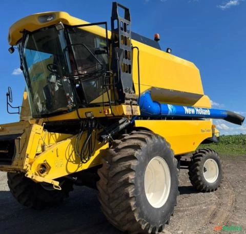 Colheitadeira New Holland TC5090 ano 2008 Imagem Colheitadeira New Holland TC5090 ano 2008